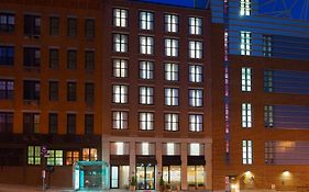 Hampton Inn Manhattan Seaport Financial District New York Ny